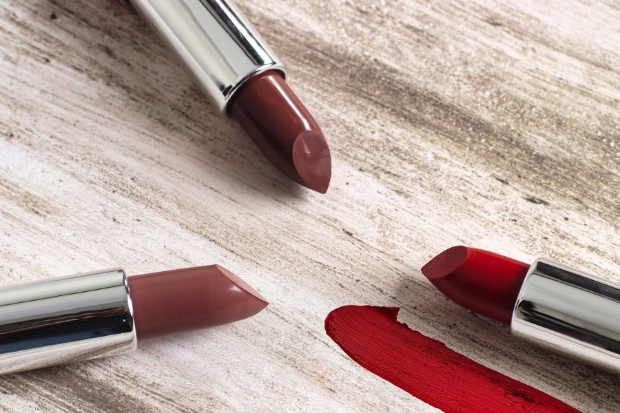 Velvet Matte Lipstick - Rosewood — real product photo
